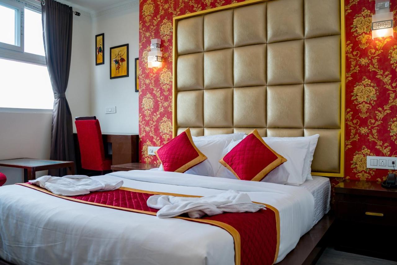 Royal Tara Hotel Gangtok Buitenkant foto
