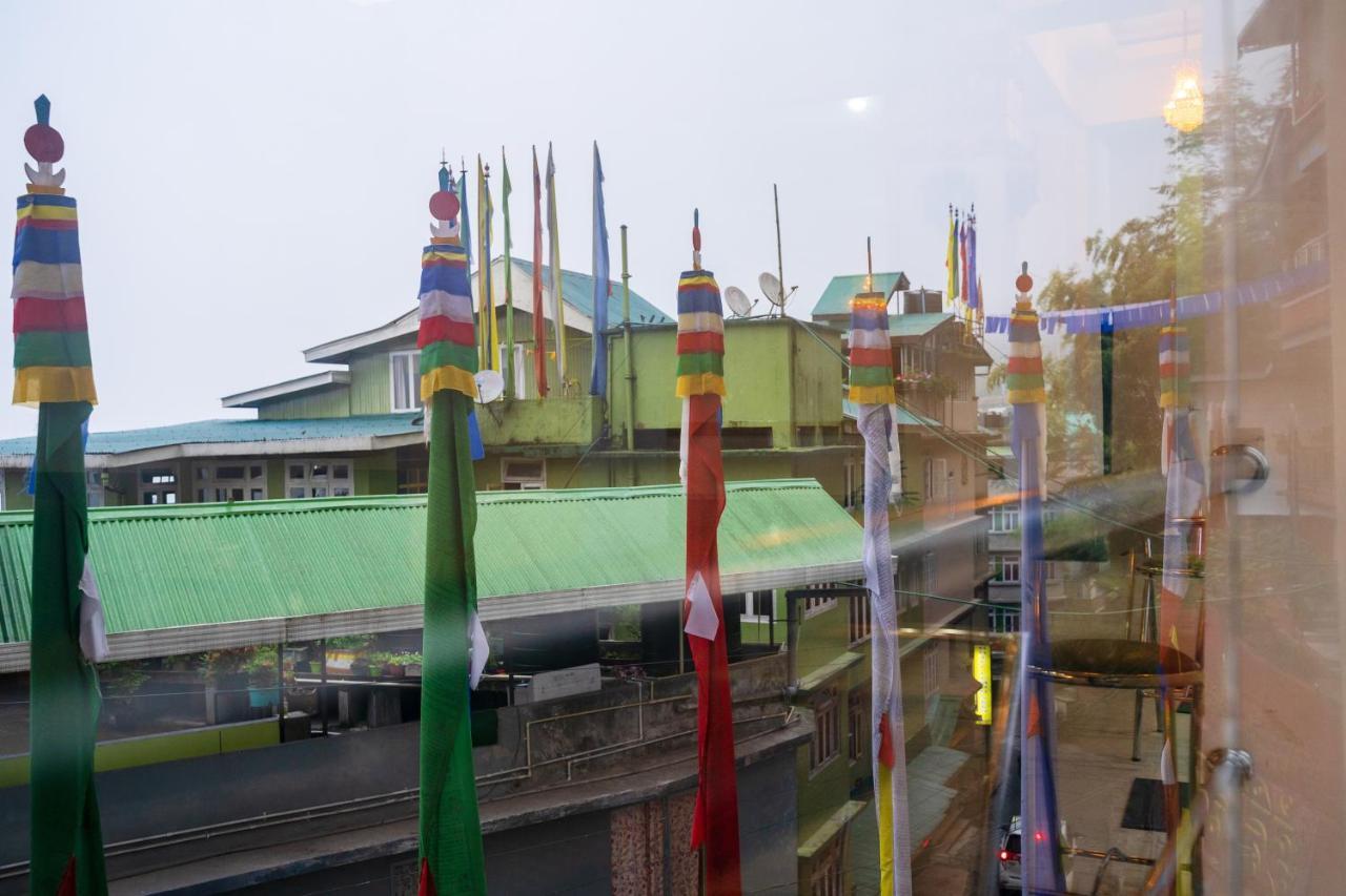 Royal Tara Hotel Gangtok Buitenkant foto