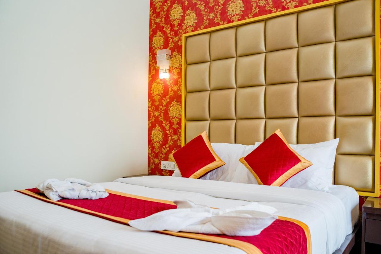 Royal Tara Hotel Gangtok Buitenkant foto