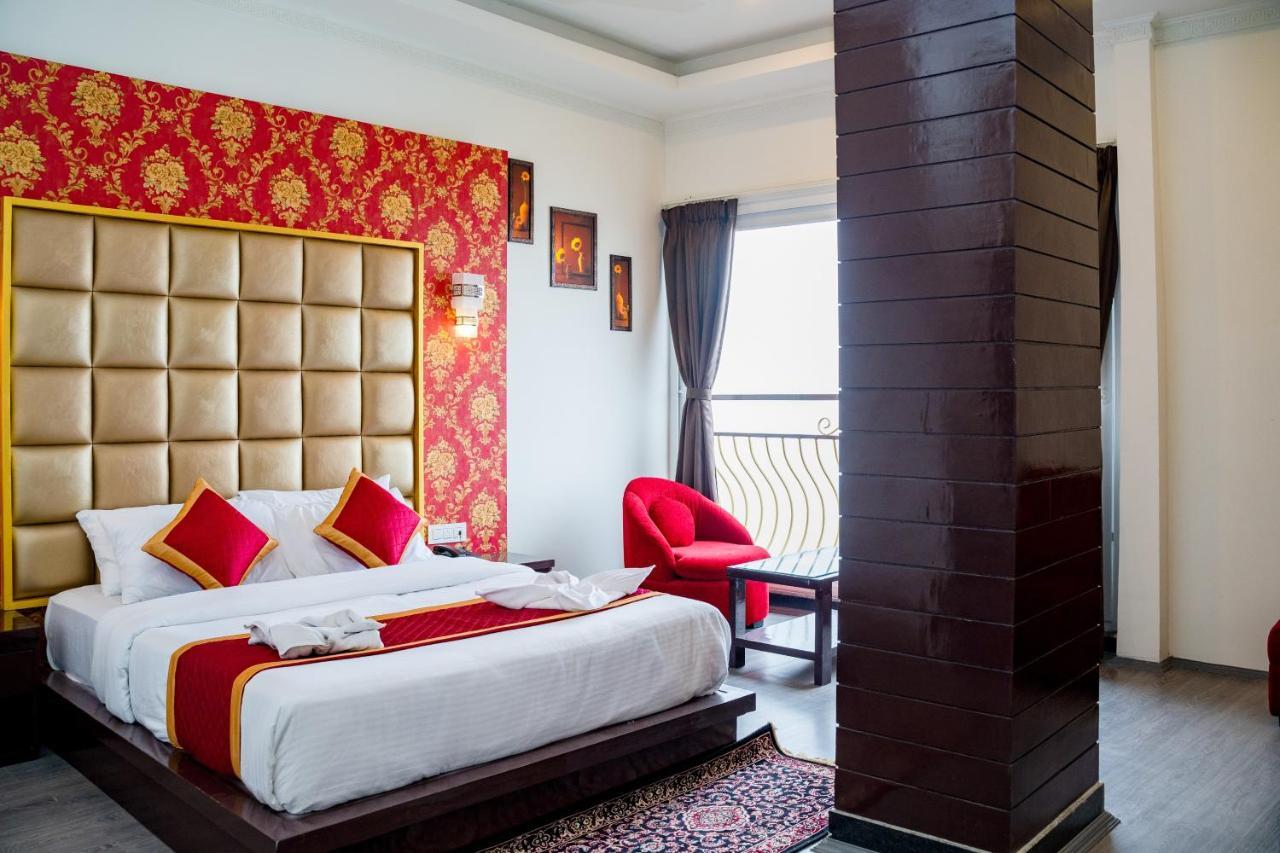 Royal Tara Hotel Gangtok Buitenkant foto